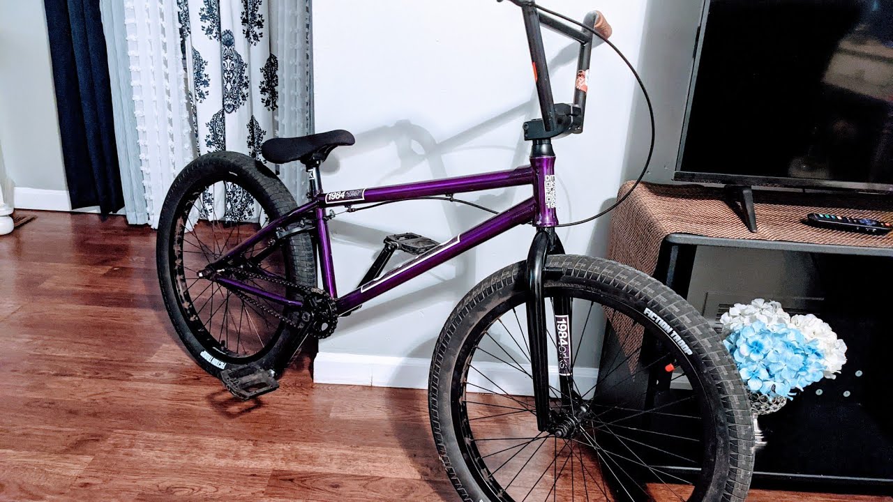 I have owned my Ditto 22 inch for over a year now!