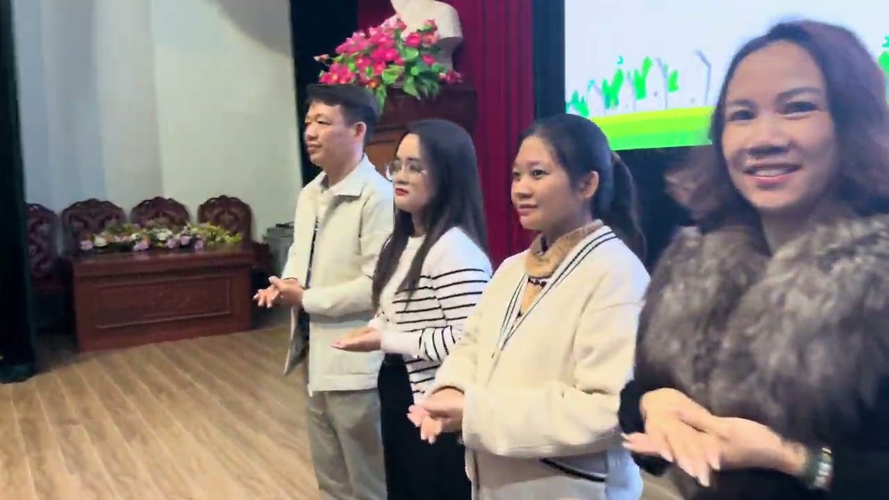 HLV Kỹ năng sống - Phòng Văn hoá Xã hội, Xã Việt Tiến, Hưng Yên - Truyển cảm hứng cho người dạy học