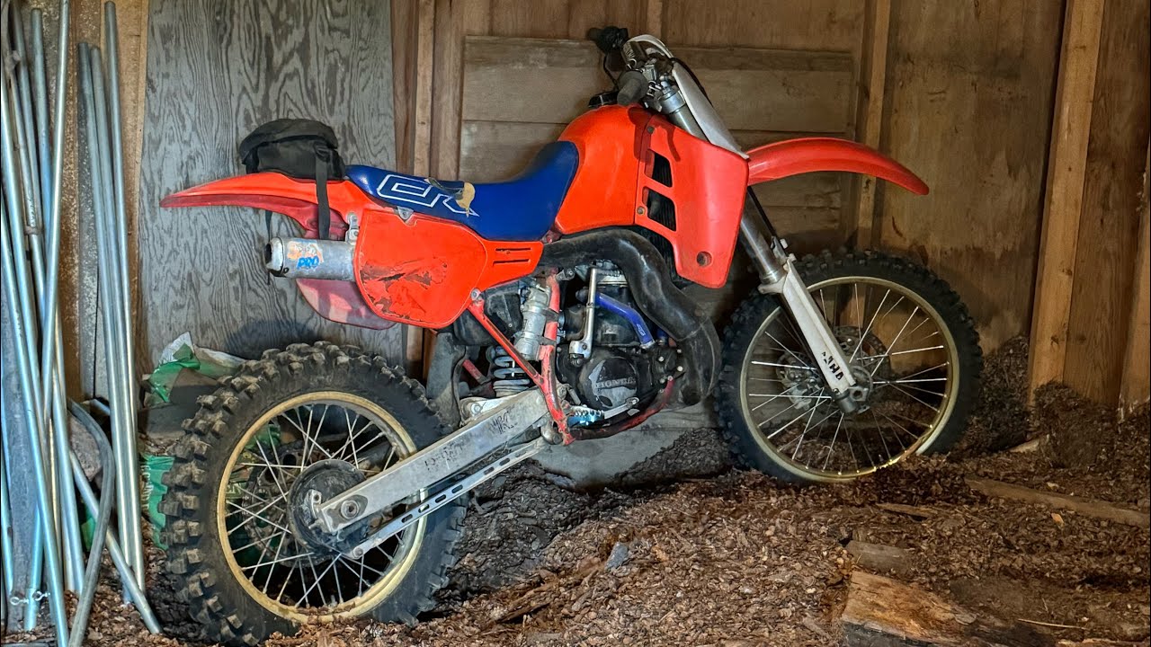 Picked Up A Decaying Barn Find 1986 Honda CR500 With No Spark For $1800! Revived In 30 Minutes!