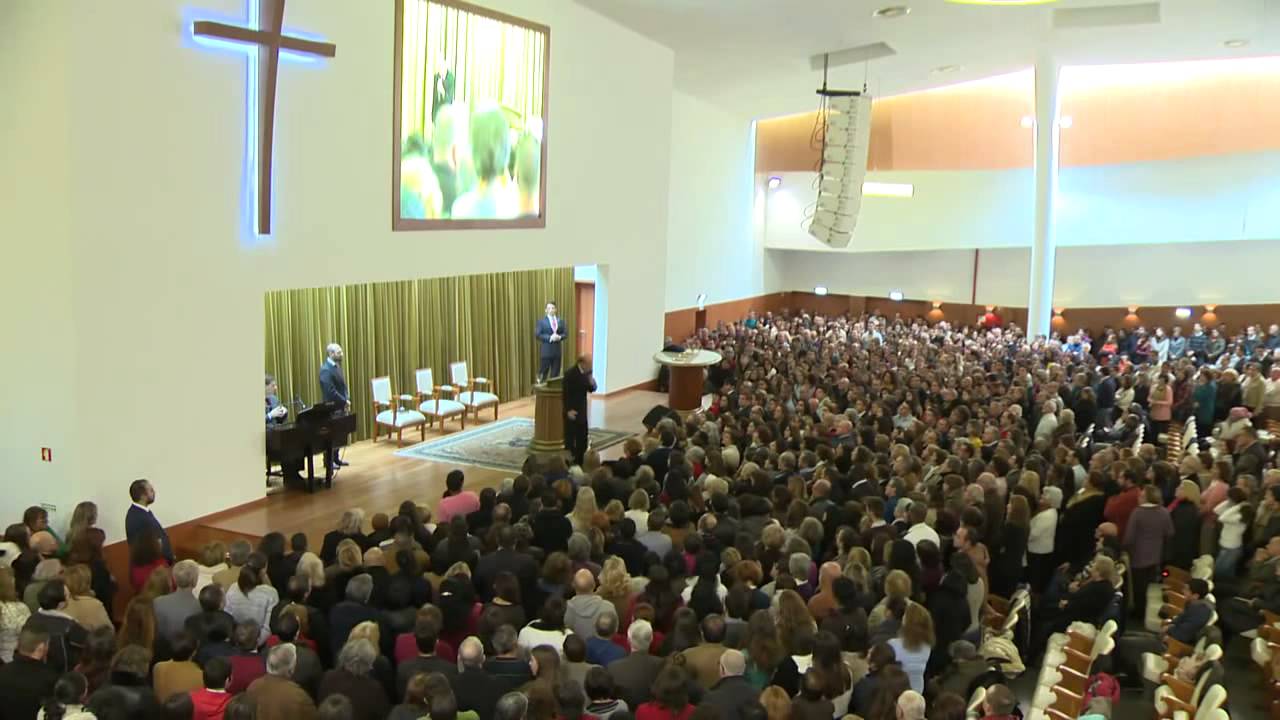 A Fé agressiva dos Fiéis! | Bispo Macedo (Porto - 04/01/2015)