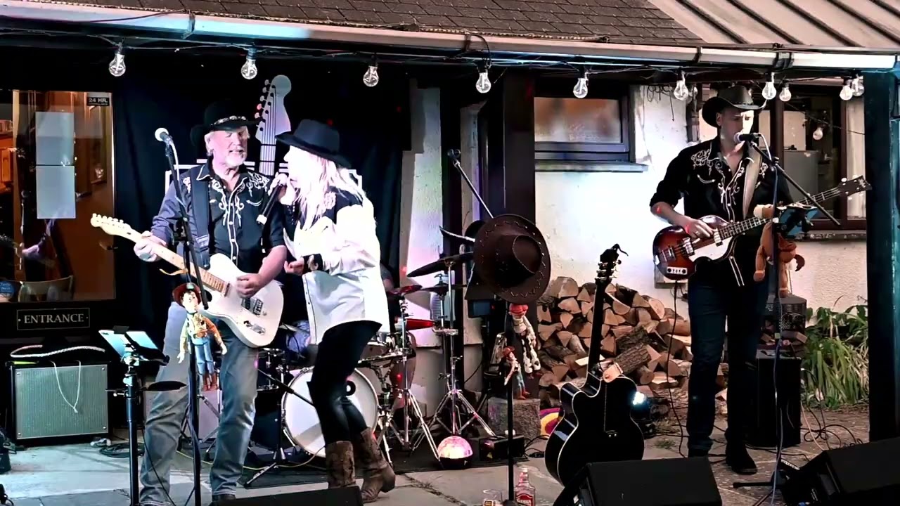 Before He Cheats - The Who'd - The Country Strong Band