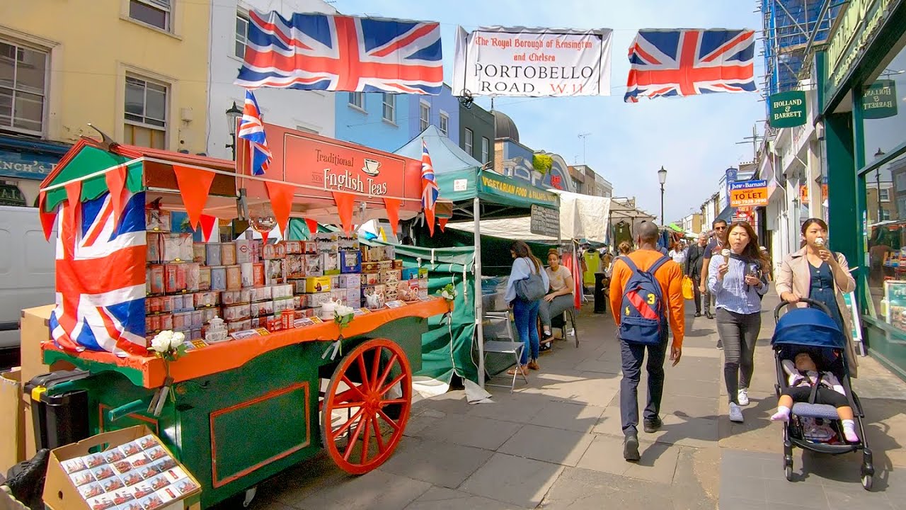 London Walk in Kensington and Notting Hill incl. Portobello Road Market