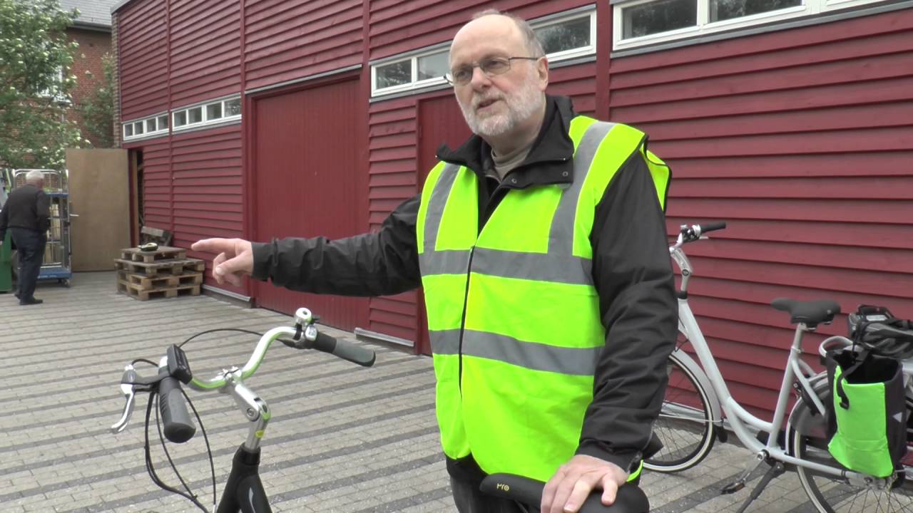 På elcykelkursus hos ÆldreSagen