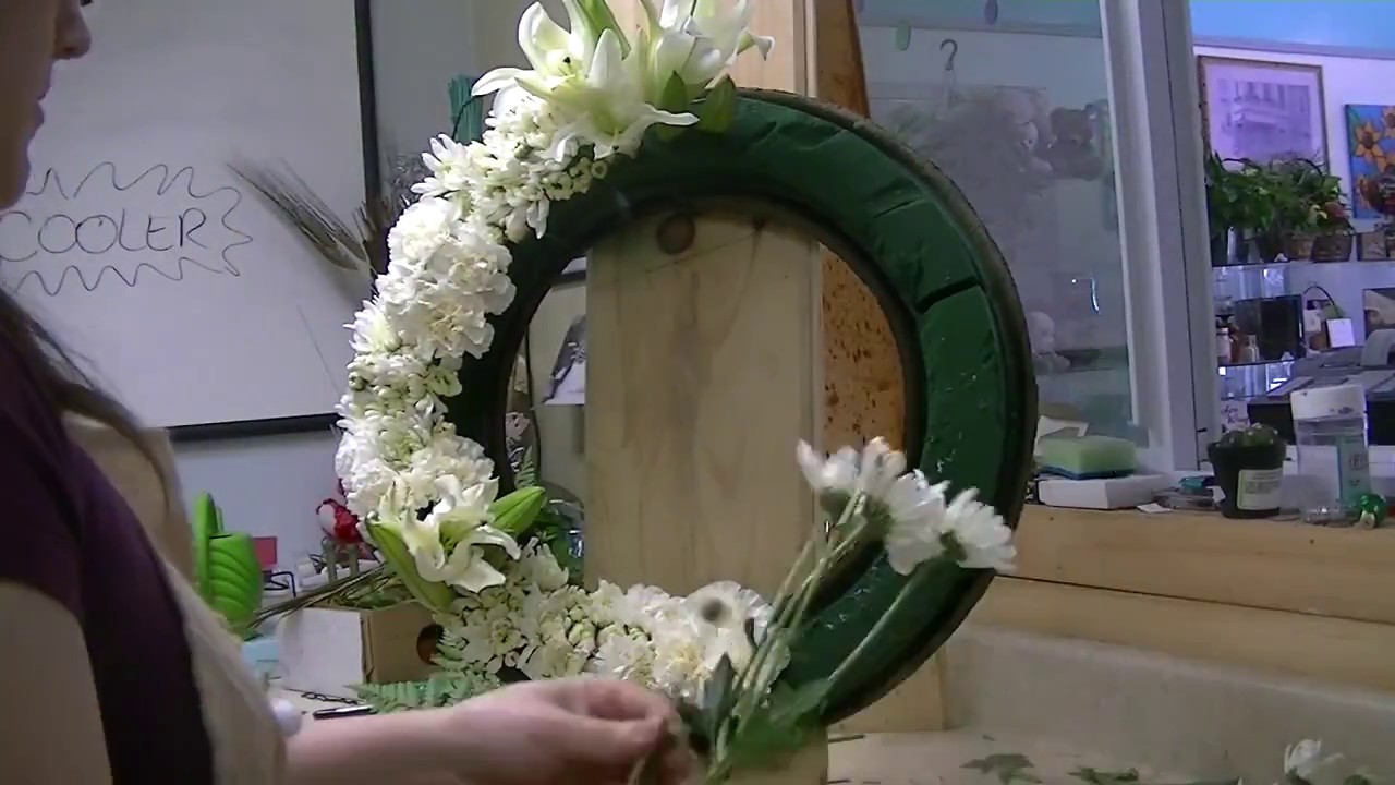 Sympathy Wreath - Time Lapse