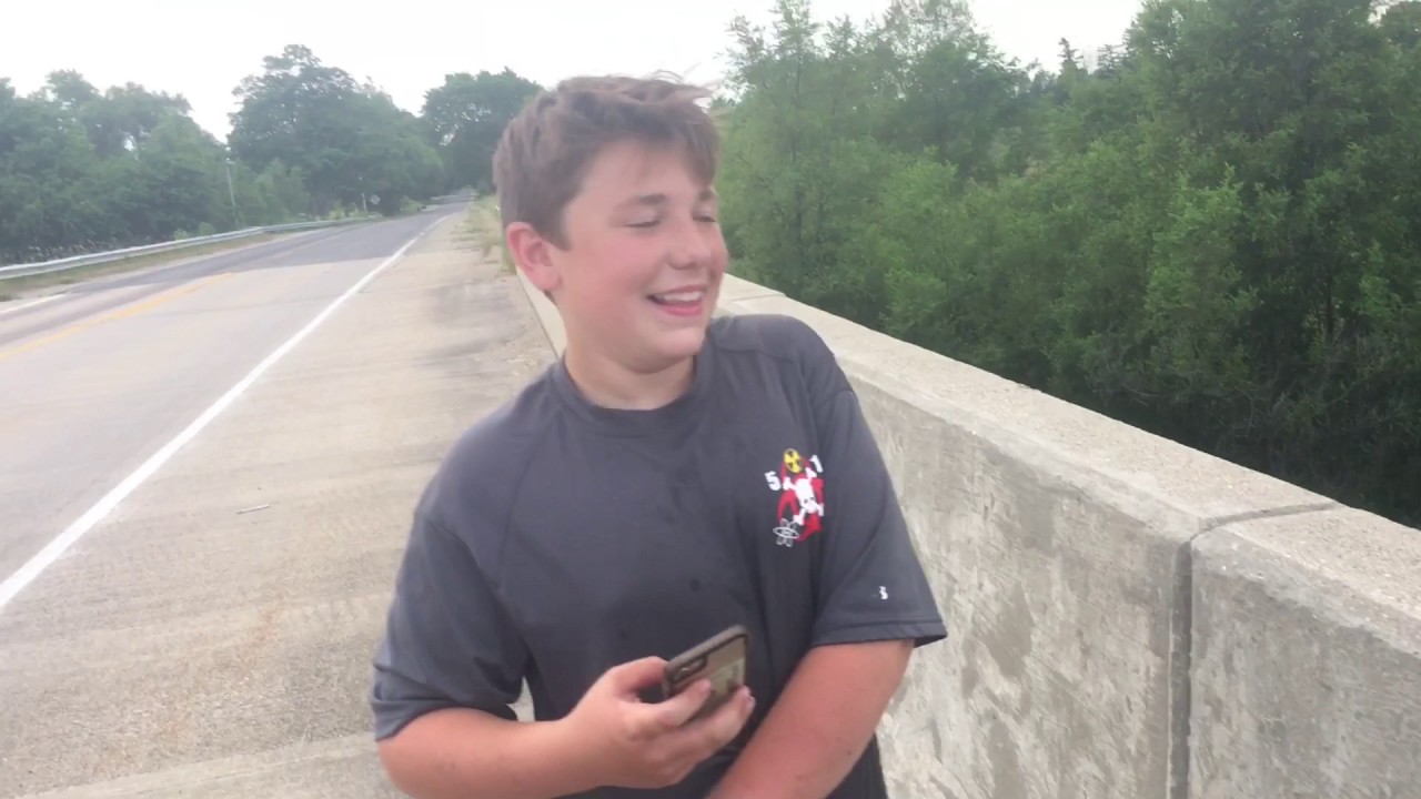 Getting Trucks To Honk From A Busy Freeway Bridge