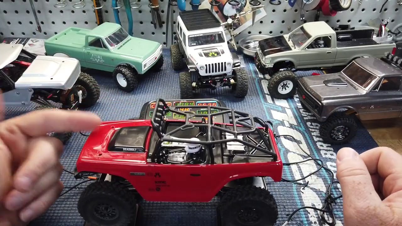 New SCX24 Project? Deadbolt Vs C10 Comparison! What Model Should You Get?