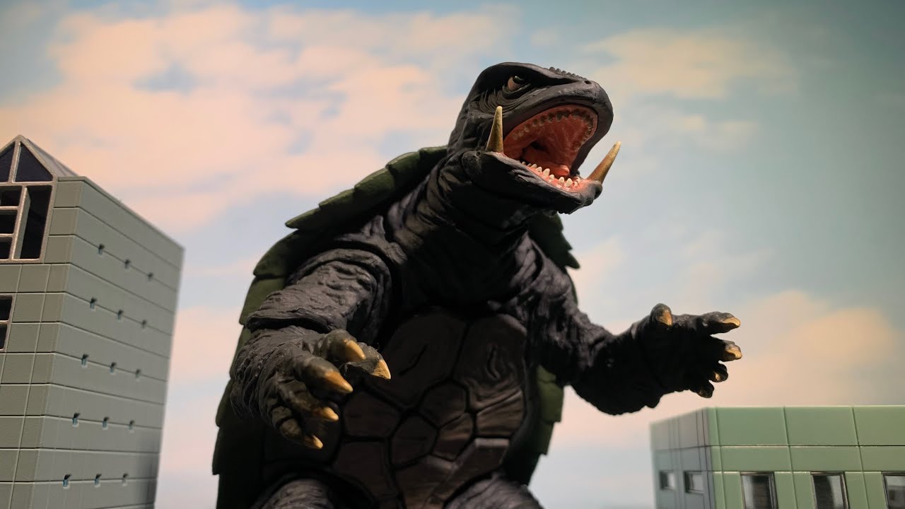 S.H. Monsterarts Gamera (1995) Review