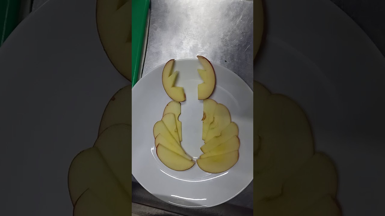 Making Crab with apple