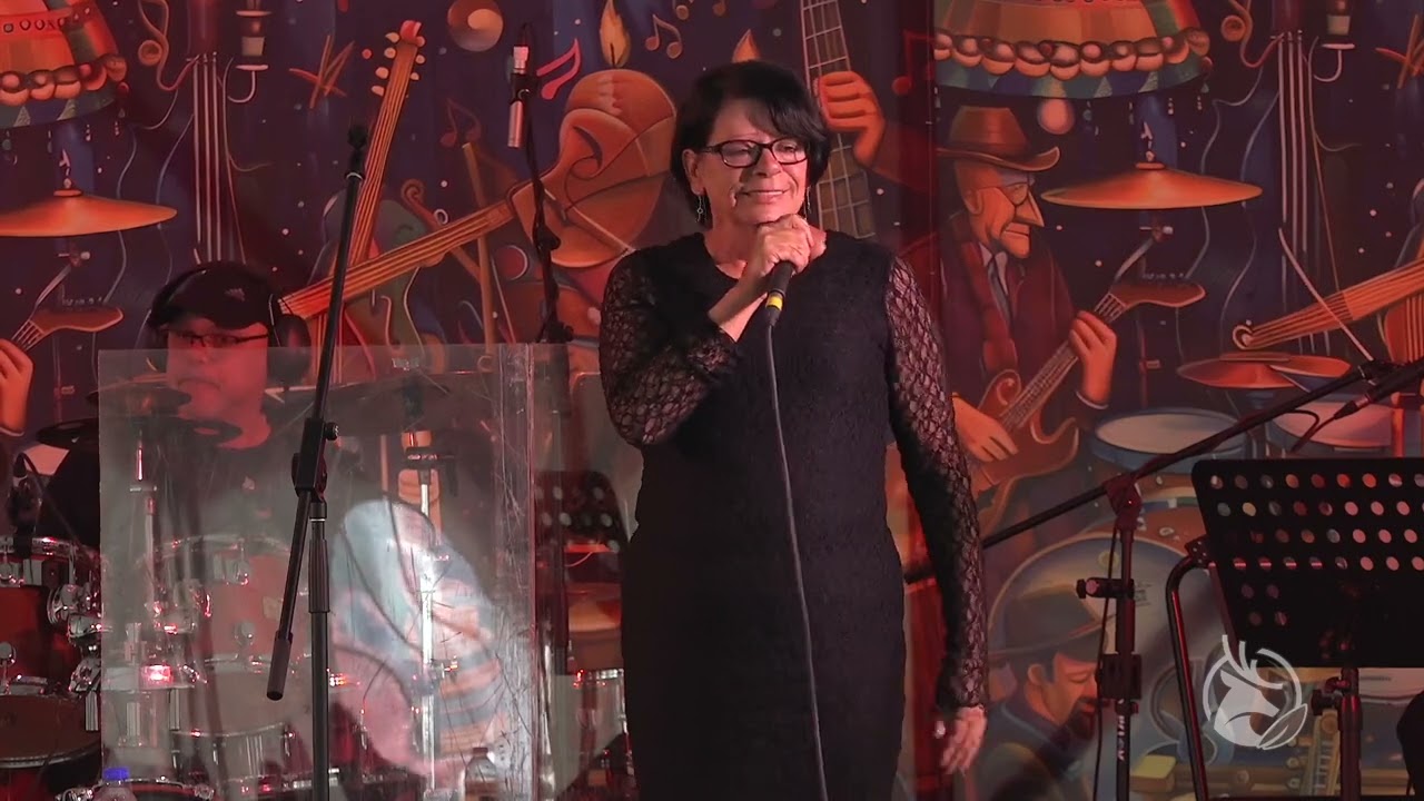 Le Monde est Country S01-EP01 - Spectacle de Sylvie Delage