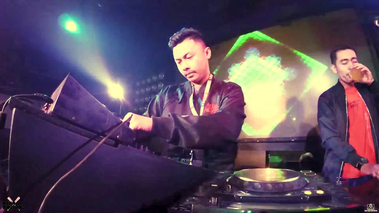 STAR BASTARD LIVESET / AMNESIA CLUB BANDUNG / OCT 19
