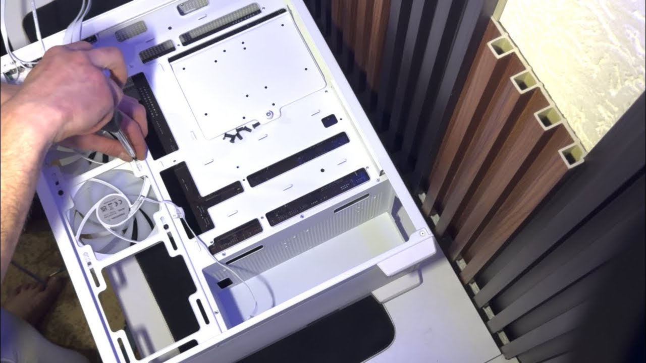 How to build a PC (Part 2) #pcgaming #goviral #pcsettings #pc #pcbuilt #fyp
