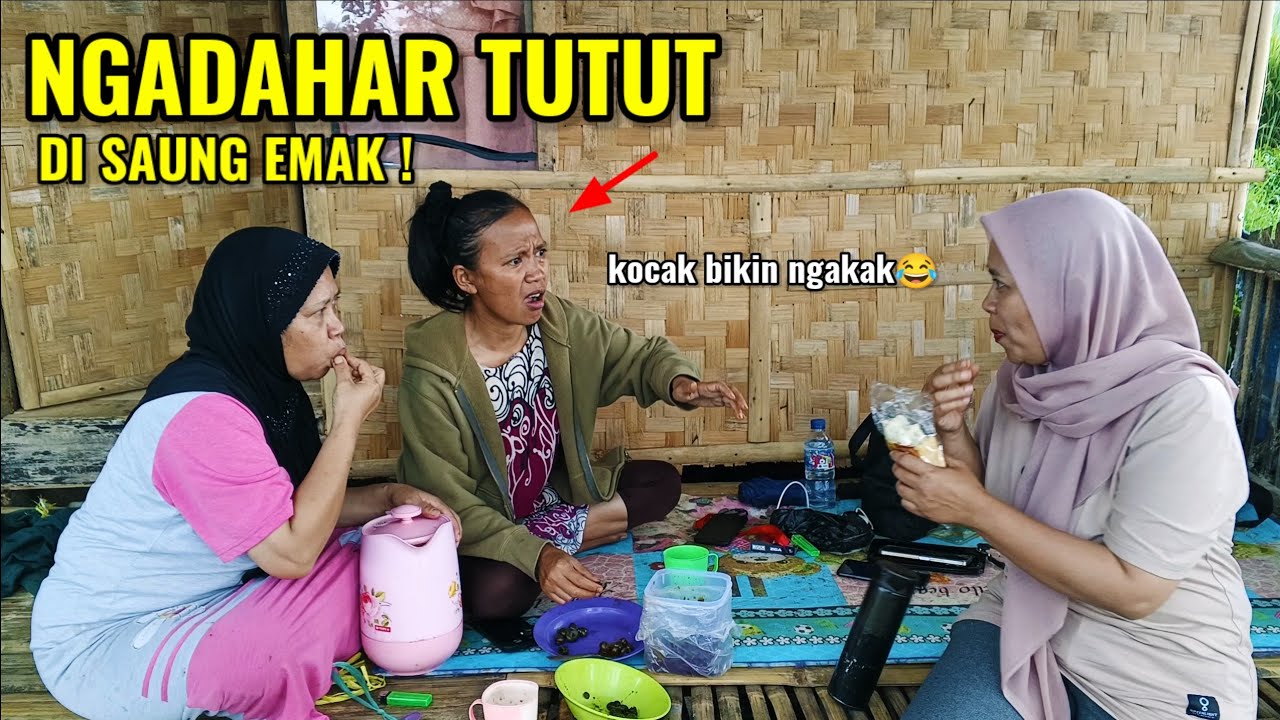 Ngadahar tutut di saung Emak