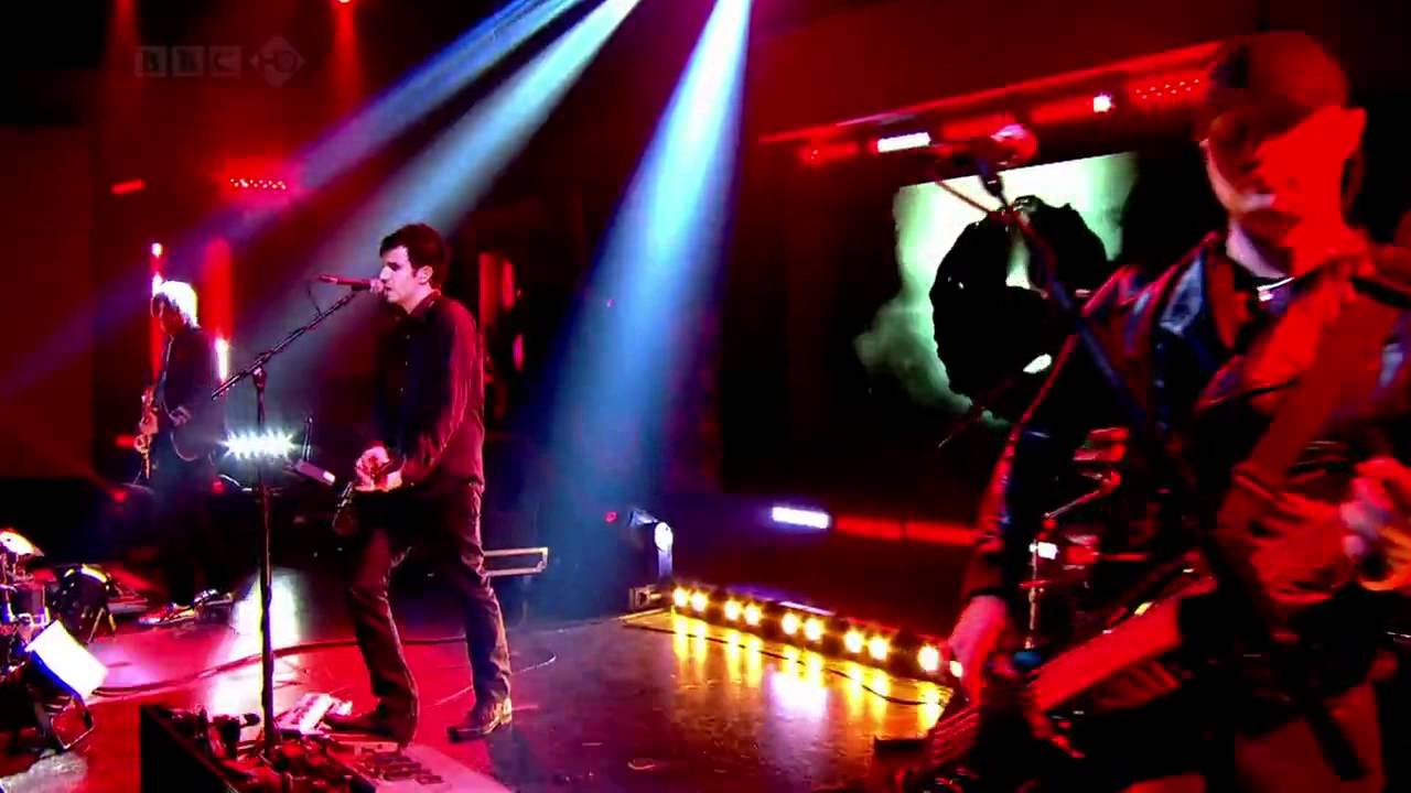 Pendulum - Watercolour @ Friday Night with Jonathan Ross (2010)