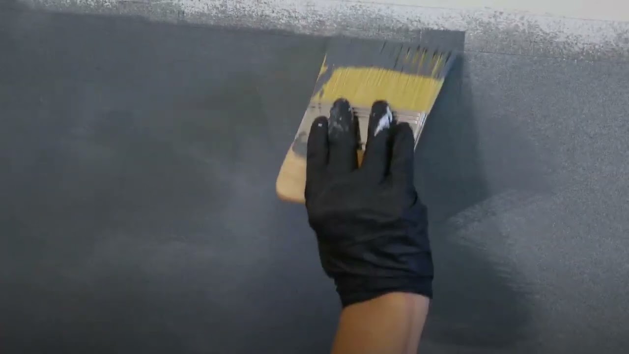 Silk Plaster Nappa in Striking Grey (Shade 40) - A Matte Masterpiece Applied with  Brush Technique