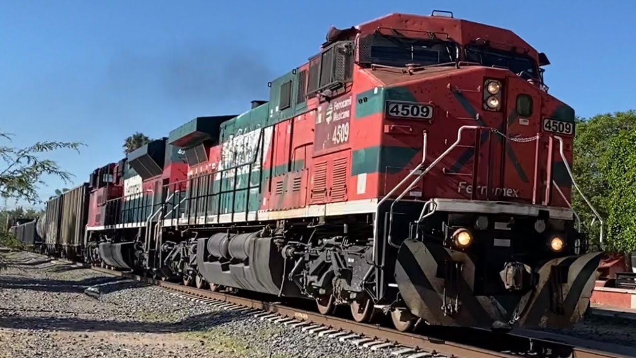 Tren al norte con las locomotoras #4509 AC4400CW FXE#4010 SD70ACE FXE