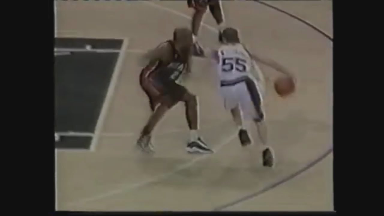 Jason Williams 3 Pts 12 Assists Vs. Heat, 1999-2000.