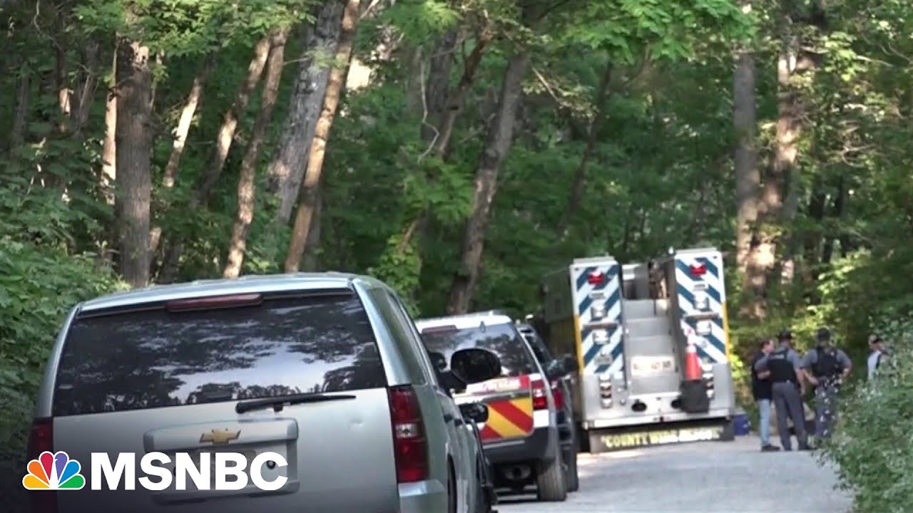 F-16 jets pursue small plane in DC, cause sonic boom