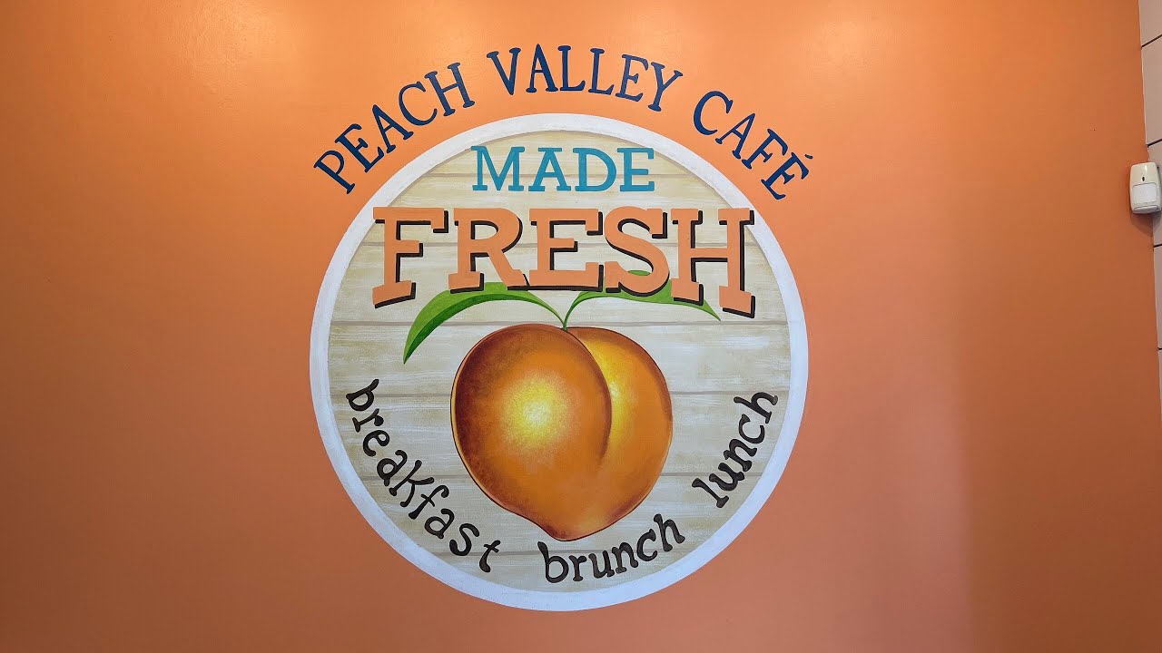 We Ate at Peach Valley Cafe in Mount Dora, Florida | Great Breakfast in Mount Dora, FL
