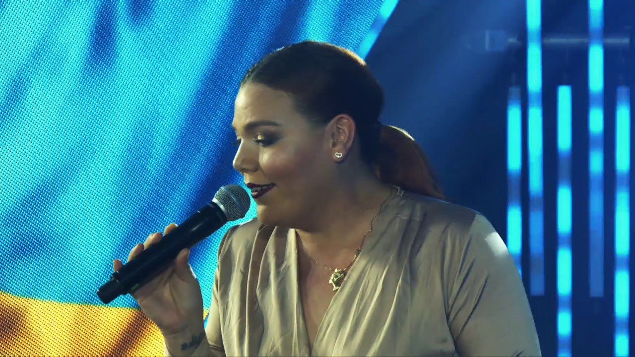 Stephanie Albertus y Chris Kross - Ma jega Laat