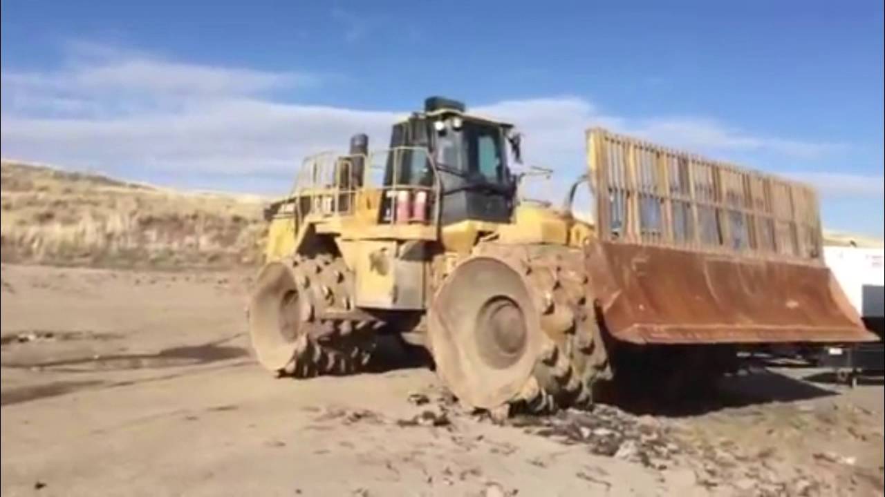 Mega Machine: Landfill Bulldozer With Spikes