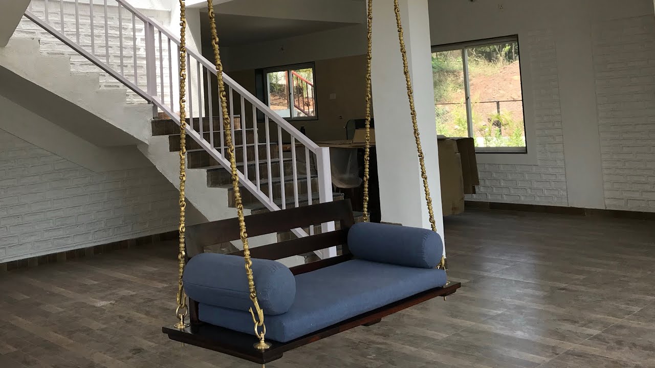 Royal&egrave; wooden Swing ( Brass Chains ) - Rightwood