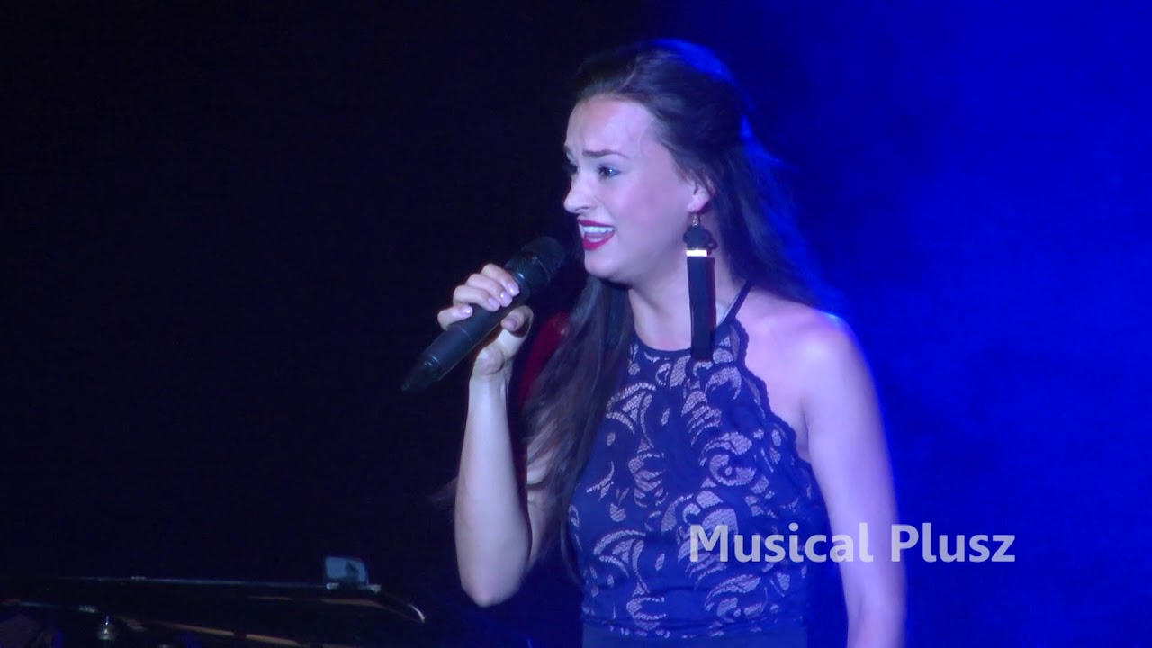 GUBIK PETRA : KÖNNYŰ   (Aida)