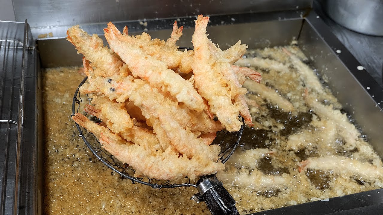 연매출 18억! 속초 원조 새우강정  / original sweet and sour shrimp / korean street food
