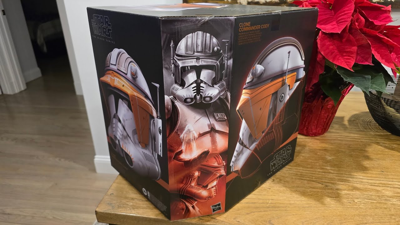 Star Wars The Black Series Commander Cody helmet unboxing