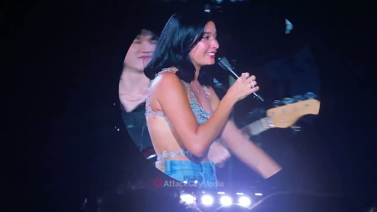 Valentina Ploy - Bla Bli Blu | Live at Coldplay Bangkok