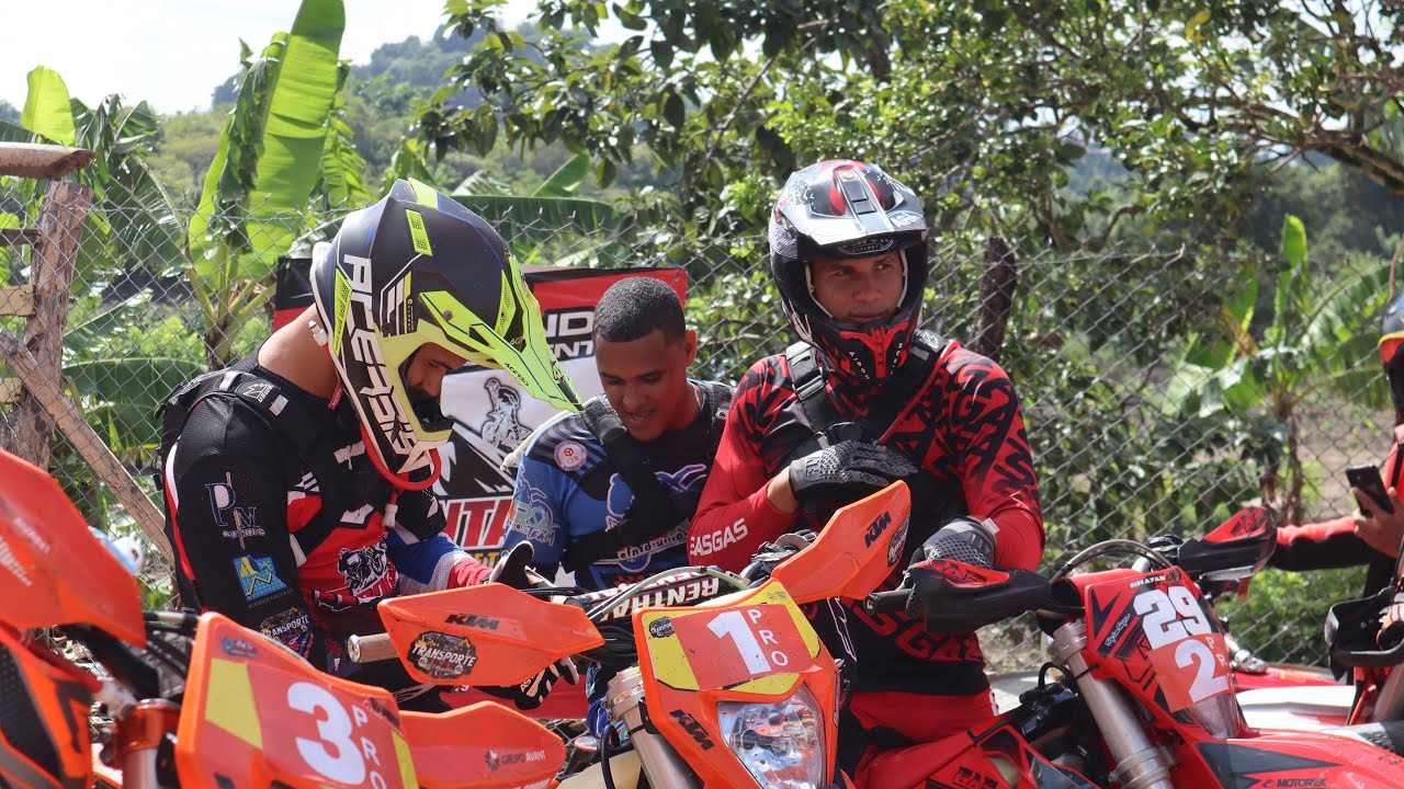 TERCERA CARRERA DEL CAMPEONATO NACIONAL HARD ENDURO 2025 LAS LAGUNAS, MOCA, REPÚBLICA DOMINICANA
