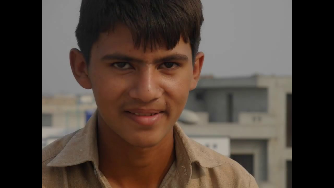 Life and work of construction workers - A documentary