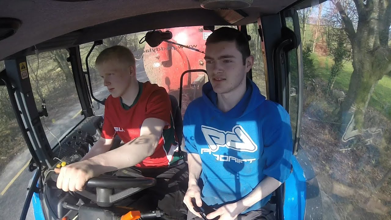 slurry 2016 - New holland tm140 - Gopro