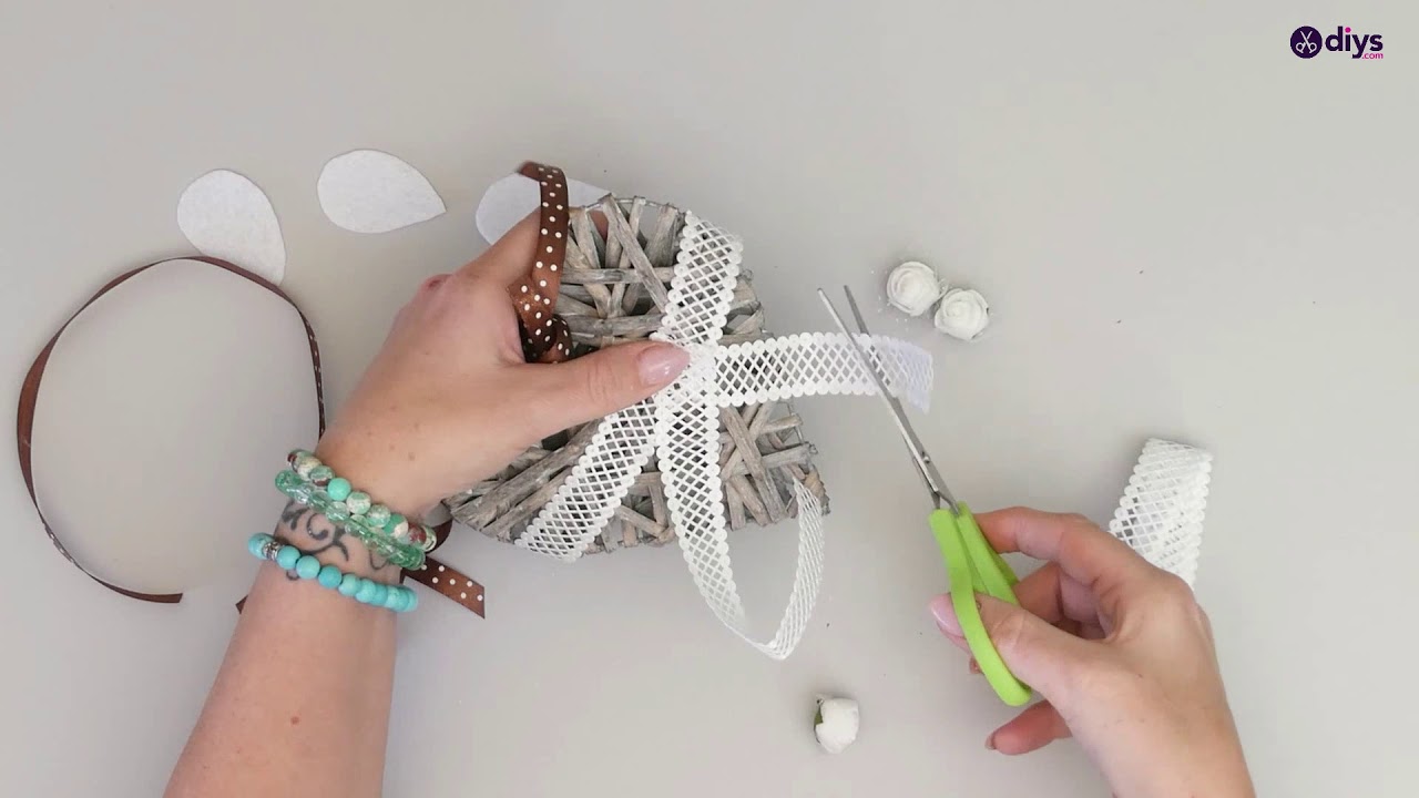 DIY Rustic Heart Decor for Wall