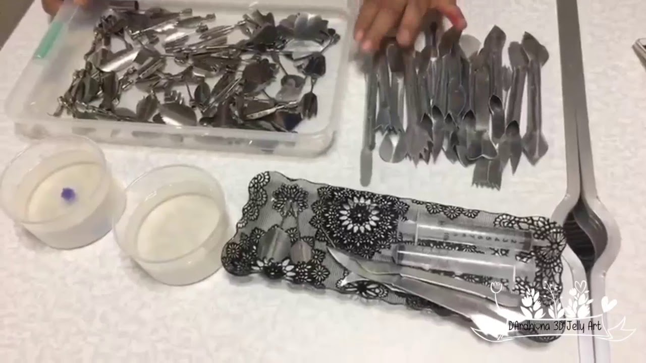 Making 3D jelly art with two different tools.
