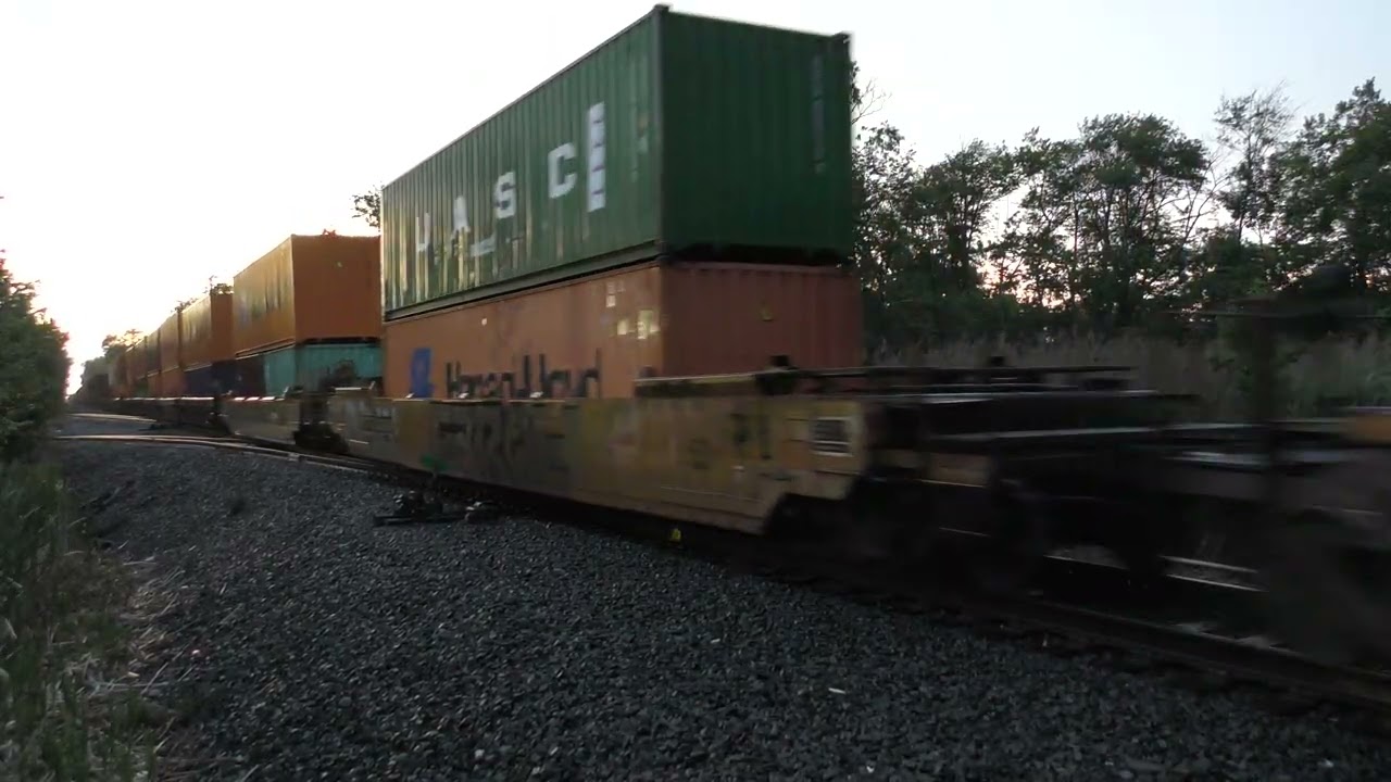 NS 1074 (Lackawanna) leads NS 268 6/19/25 | Piscataway, NJ