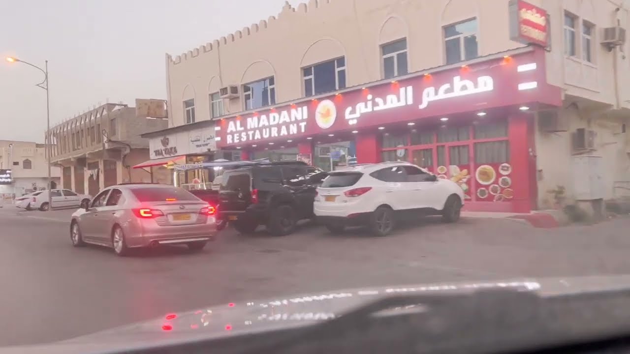 شوارع صلالة _ شارع المطاعم شارع النجاح _ رمضان 2024م