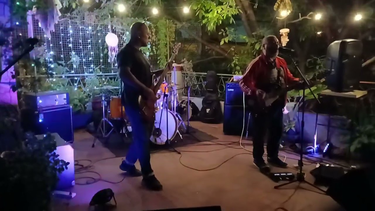 Cuatro necios Ojonautas en vivo 8 de Marzo en @Altockecesión