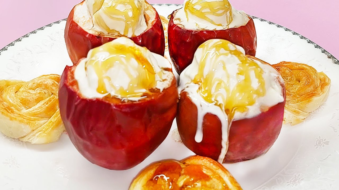 Baked Apples with Cinnamon, Walnuts, and Ice Cream!  Easy and delicious apple desserts! 🍎🍦🥐