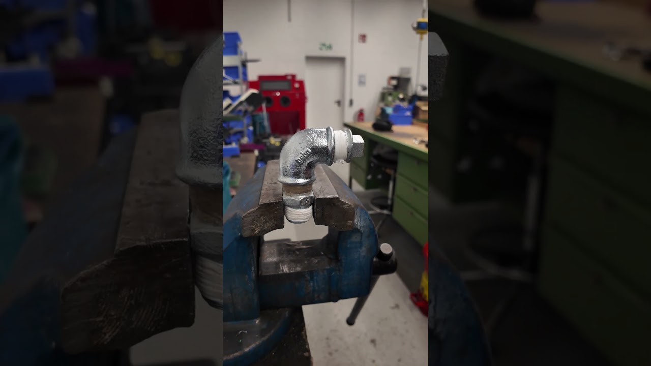 Mi&eacute;rt v&aacute;laszd a Gebo Platinum dupl&aacute;n horganyzott menetes fittingeket? #plumbing #plumber