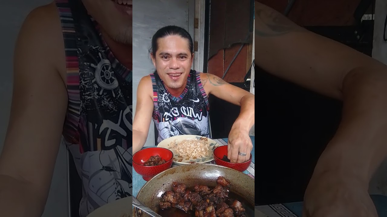 Mapapawow ka sa sarap ng adobong pork ribs...