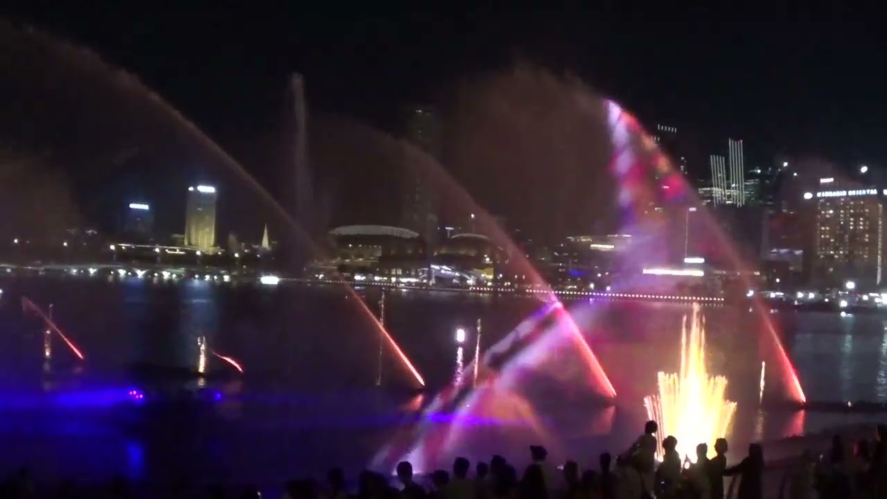 Spectacol de lumini in Singapore