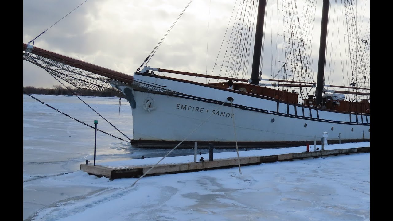 It's the Heart of Winter and Lake Ontario Freezes