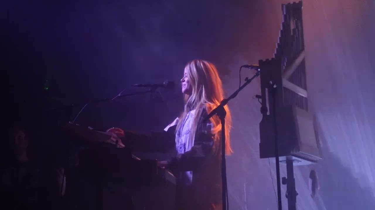 Anna Von Hausswolff live @ Tavastia, Helsinki 14.12.2025