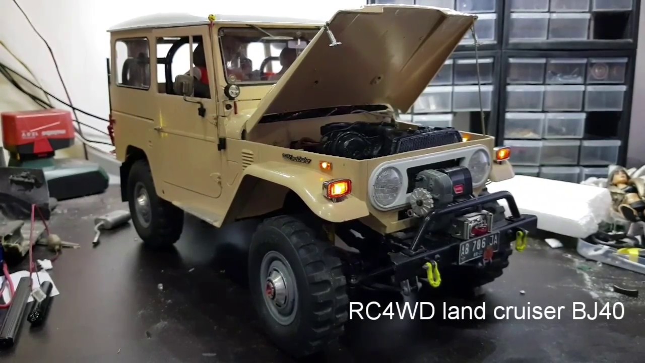 RC4WD 1/8 scale land cruiser BJ40