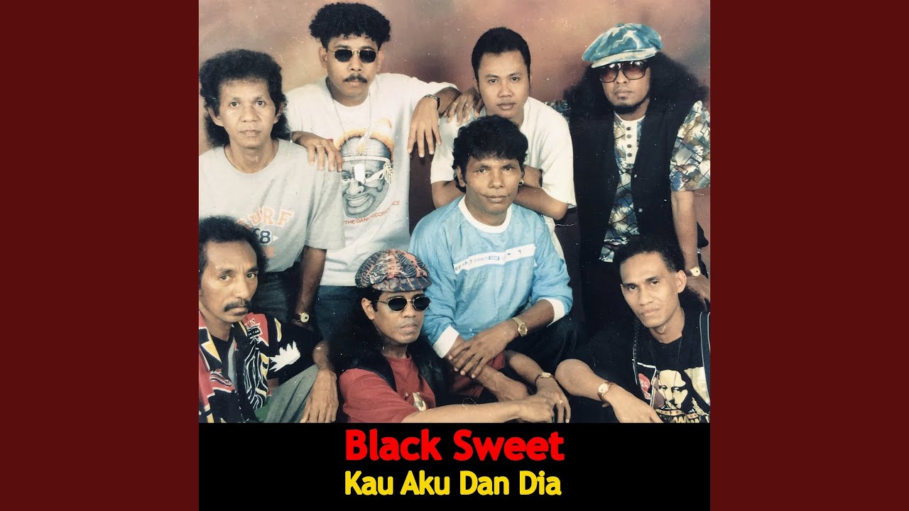 Kau Aku Dan Dia