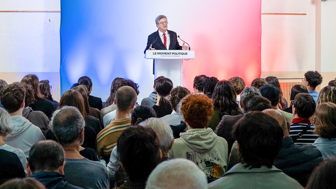 Conf&eacute;rence de Jean-Luc M&eacute;lenchon sur le moment politique
