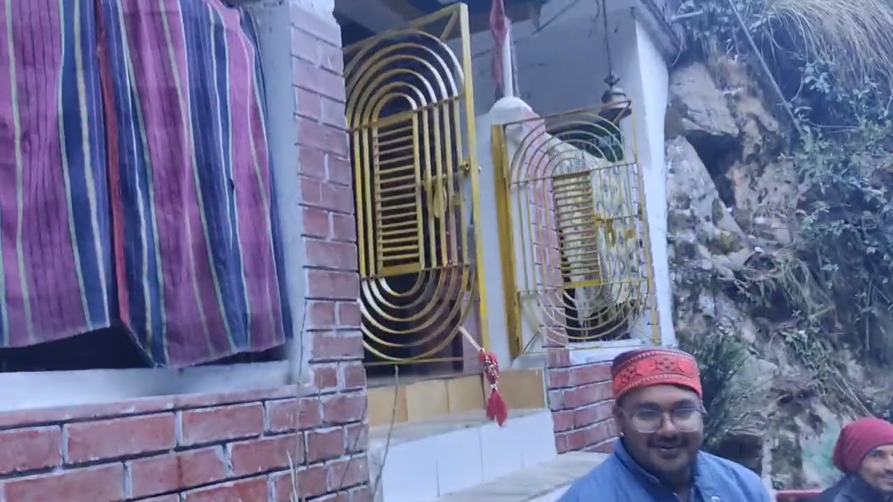 view in buda pinath(shiv mandir) #vlog #trending.   (garur Kausani)