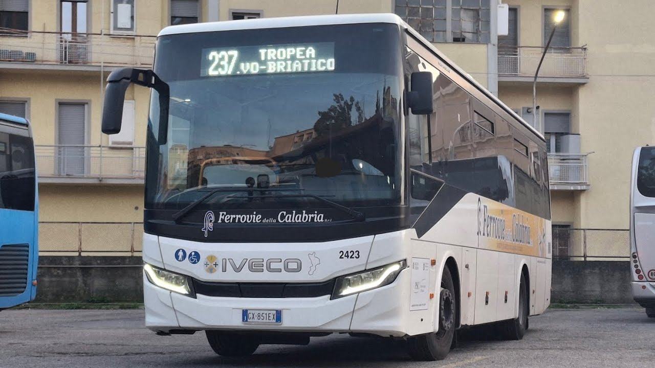 Iveco crossway NF 10.7m delle FdC matricola 2415