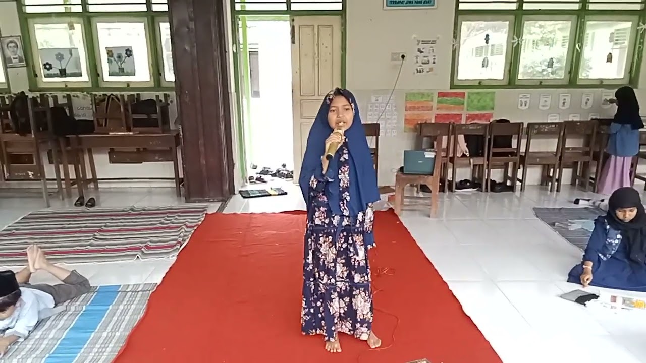 Pondok Ramadhan day 2 lomba menyanyi dan mewarnai pensa SDN Penataran 01