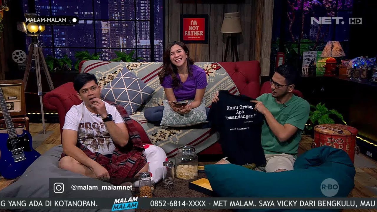 Tahu Kenapa Senja Langit Berwarna Merah?? Karena Sering di 'Cie'in - MALAM-MALAM (4/4)